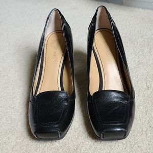 Nine West leather heels